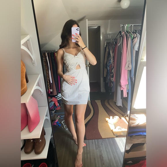 Abercrombie & Fitch Dresses & Skirts - NWOT Abercrombie Plaid Double Knotted Cutout Dress